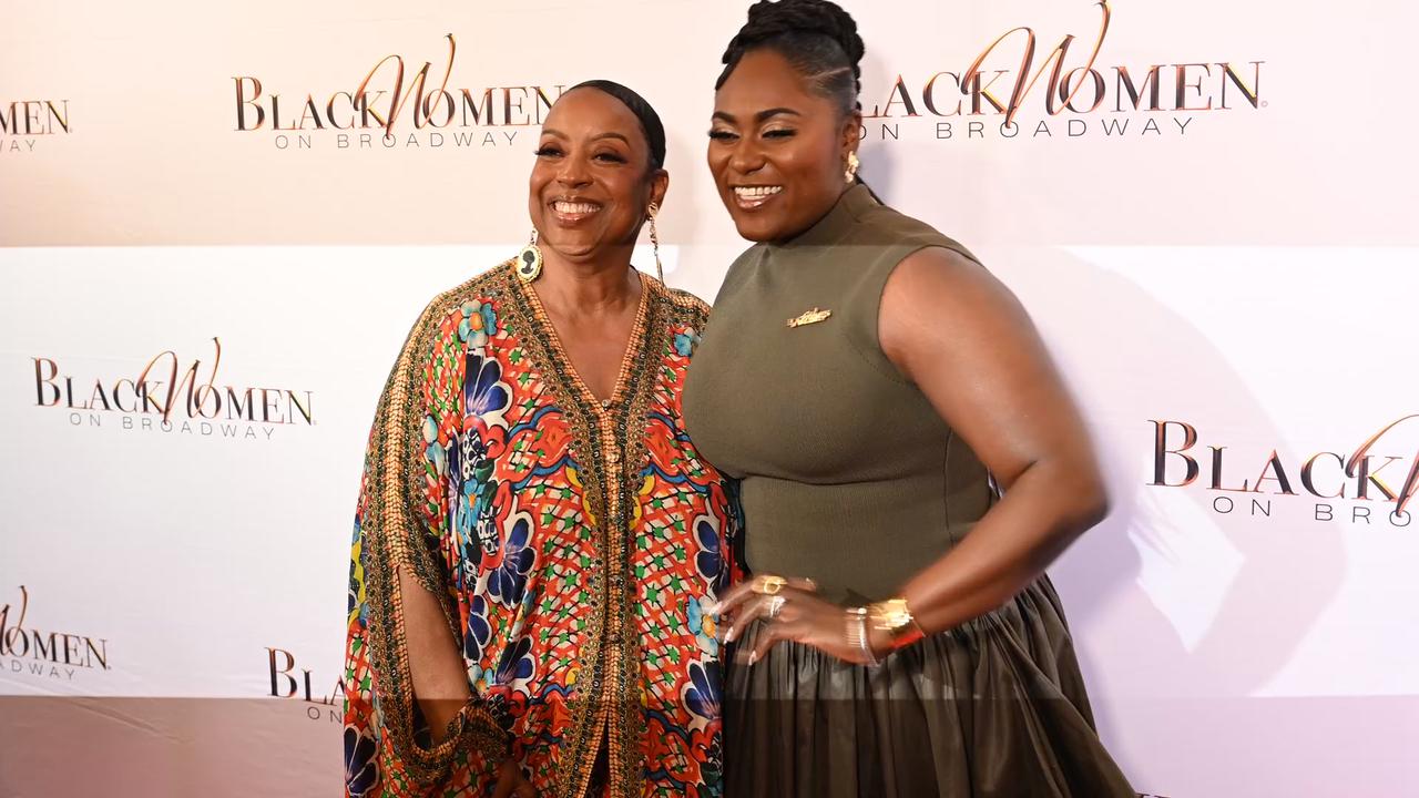 Video thumbnail for NY: The Fifth Annual Black Women On Broadway Awards - Arrivals 6.