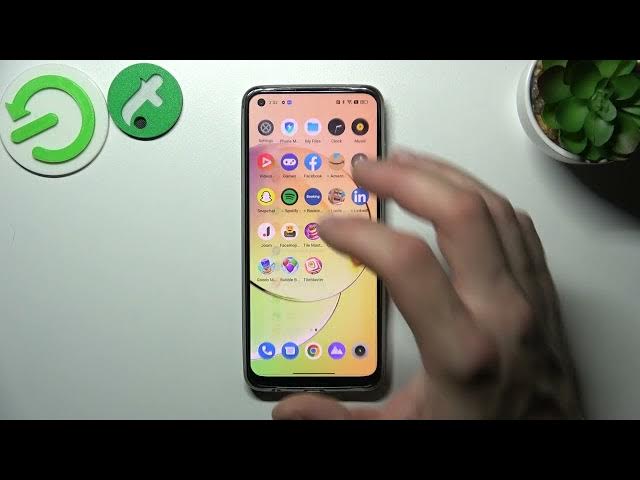 Video thumbnail for How to Add Internet Speed Indicator to the Status Bar on Realme 10
