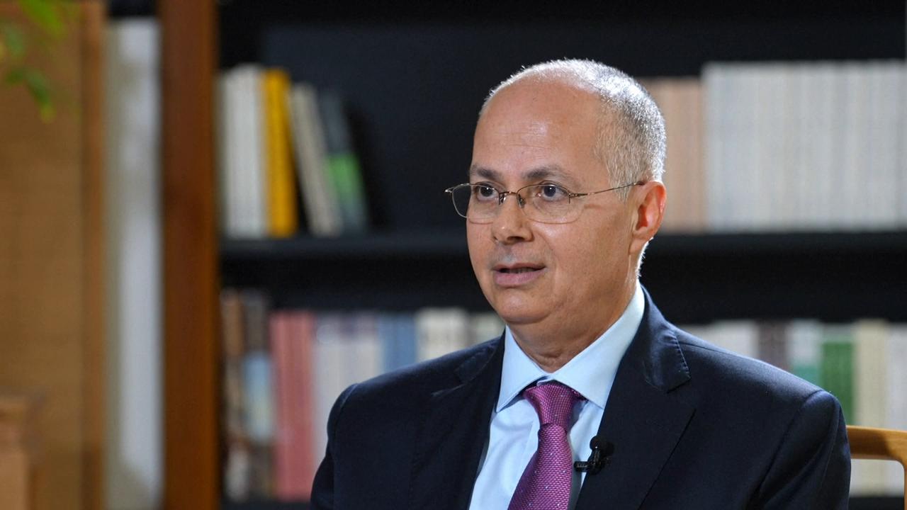 Video thumbnail for China: Nobel laureate anticipates fruitful outcomes at upcoming AI conference in Shanghai.