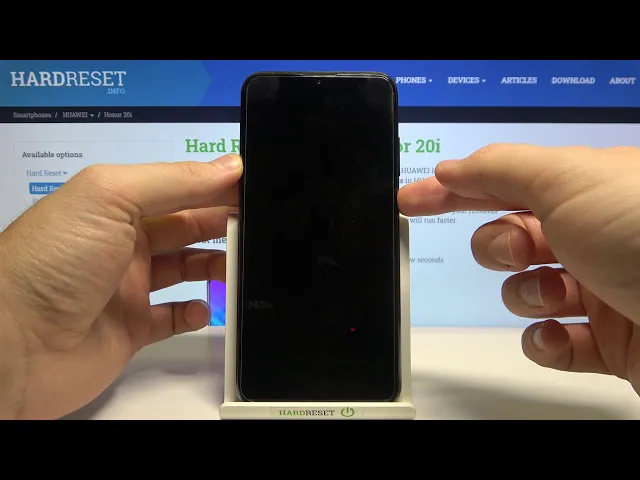 Video thumbnail for How to Switch On Honor 20i?