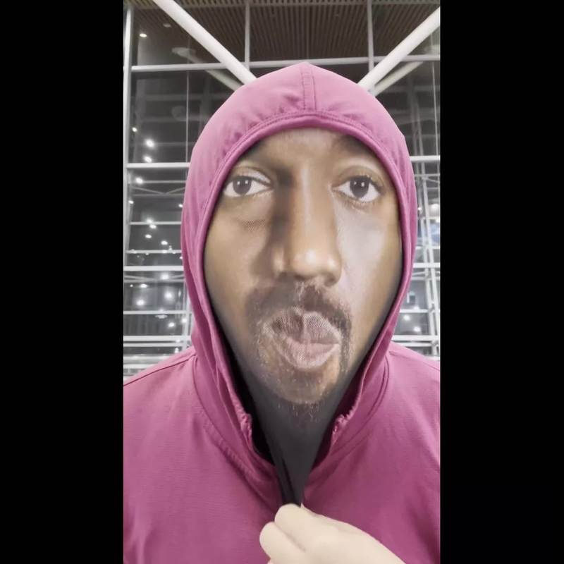 Video thumbnail for Creative Airport Sleeping Disguise Using a Hoodie Mask