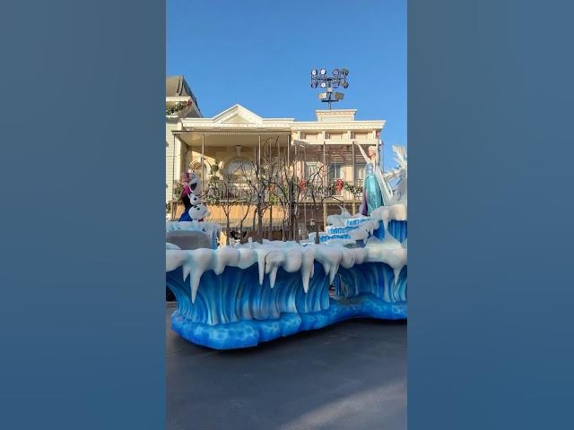 Video thumbnail for Snowflakes and Frozen!