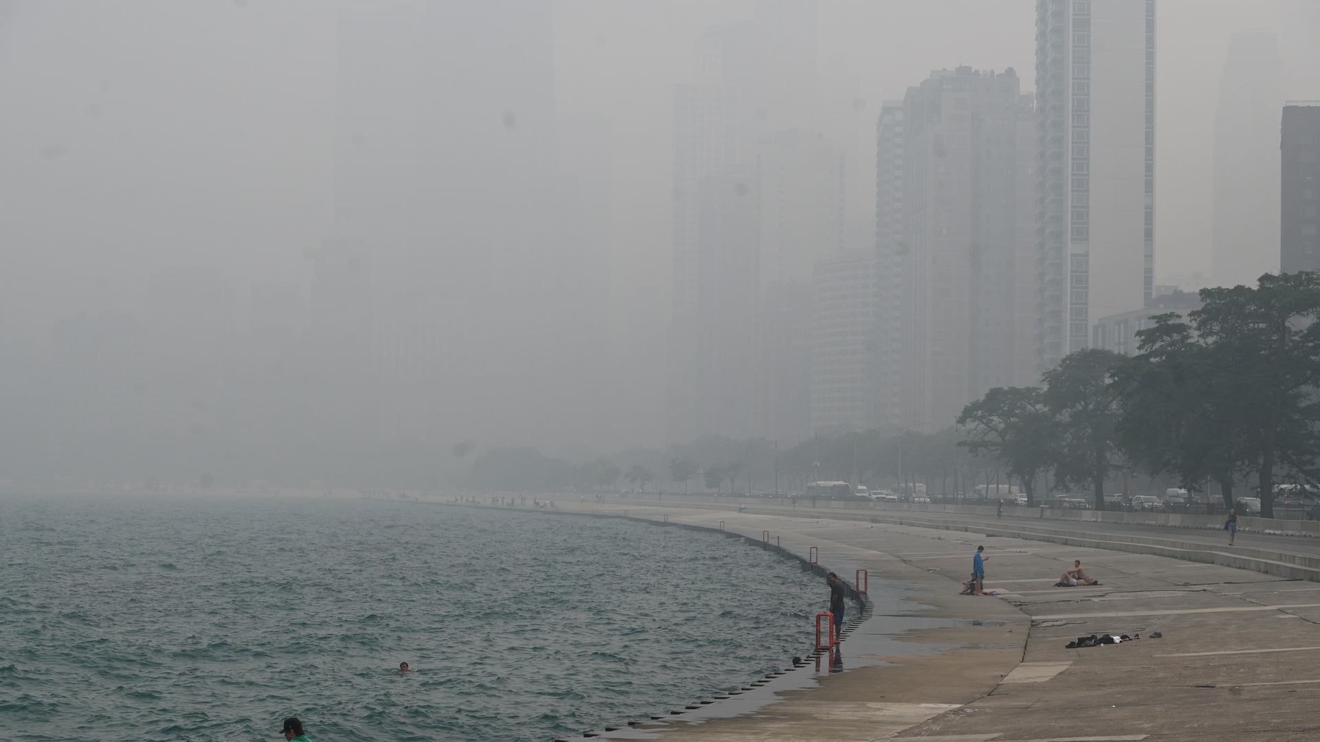 Video thumbnail for Wildfire smoke keeps spreading across states. Now the air is hazardous