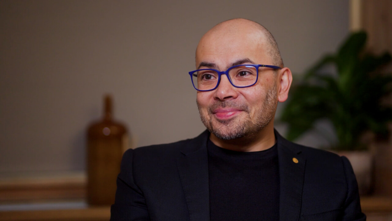 Video thumbnail for Why Google bet ~$500 million on DeepMind