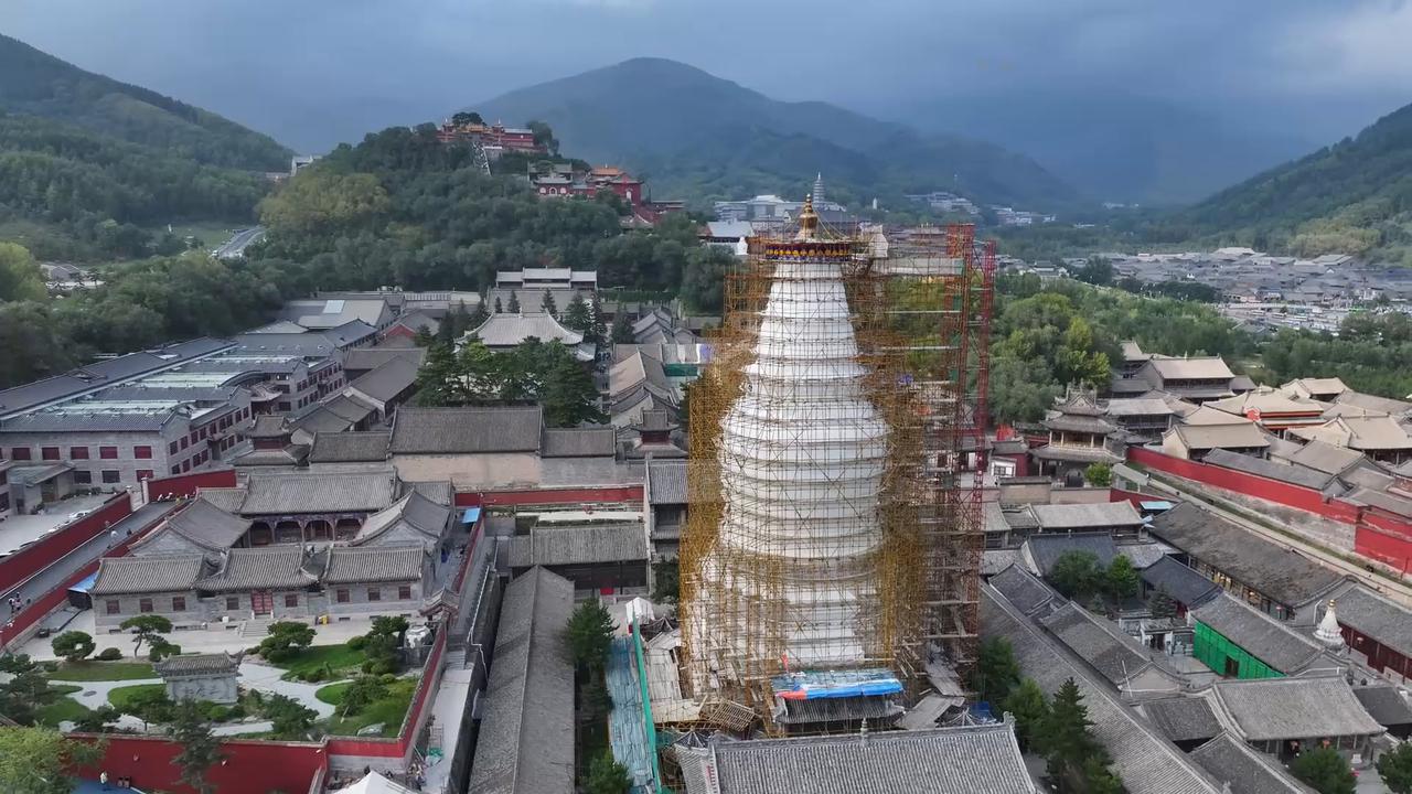 Video thumbnail for China: Iconic Great White Pagoda Reopens on Mount Wutai.