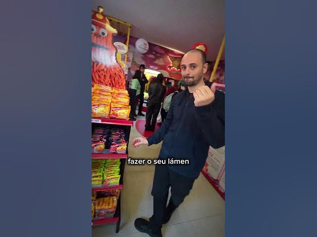 Video thumbnail for Nissin Miojolândia: A Pop-up Store