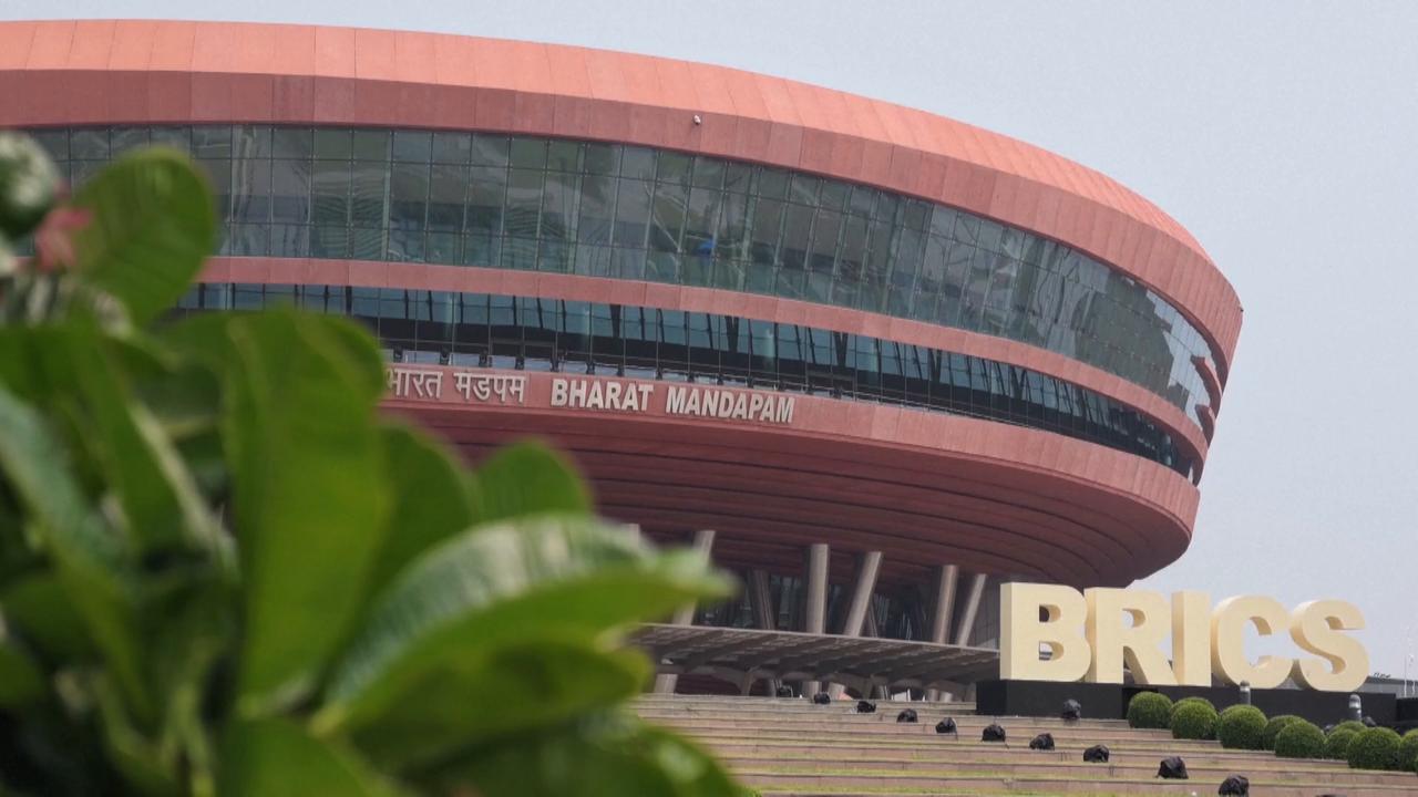 Video thumbnail for India: Xi to attend welcome ceremony for BRICS leaders.
