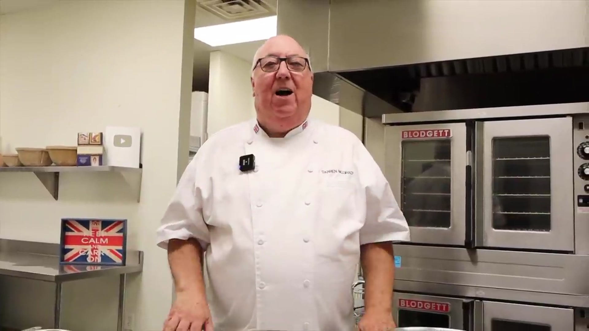 Video thumbnail for Former Royal Chef Shares No Bake Cheesecake He Made For The Royal Family(720P HD)