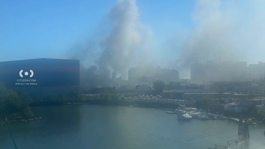 Video thumbnail for Heavy smoke billows over Coney Island as firefighters battle blaze