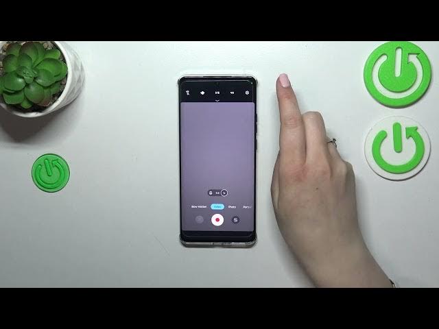 Video thumbnail for How to Adjust the Camera Video Resolution on MOTOROLA Edge 40 - Changing Definition & Quality