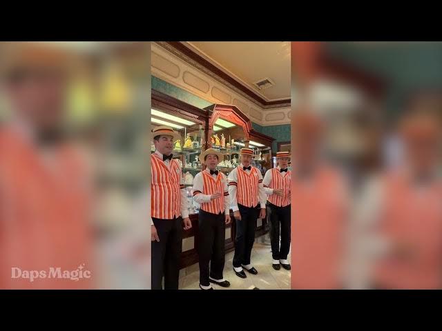 Video thumbnail for The Wobblin' Goblin | Dapper Dans | Halloween Time at the Disneyland Resort 2026 4K