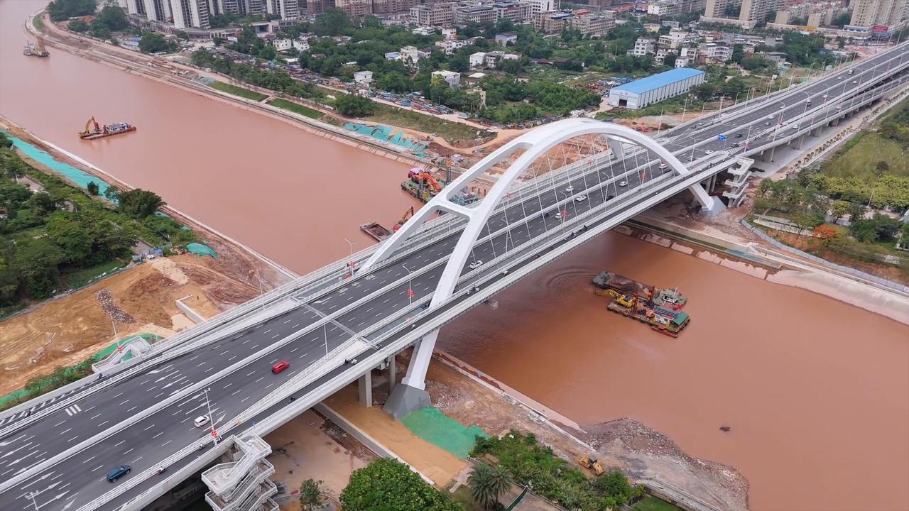 Video thumbnail for China: Pinglu Canal Bridges.