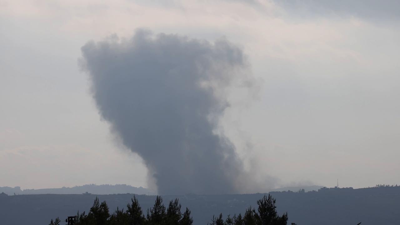 Video thumbnail for Lebanon: Israeli army strikes southern Lebanon.