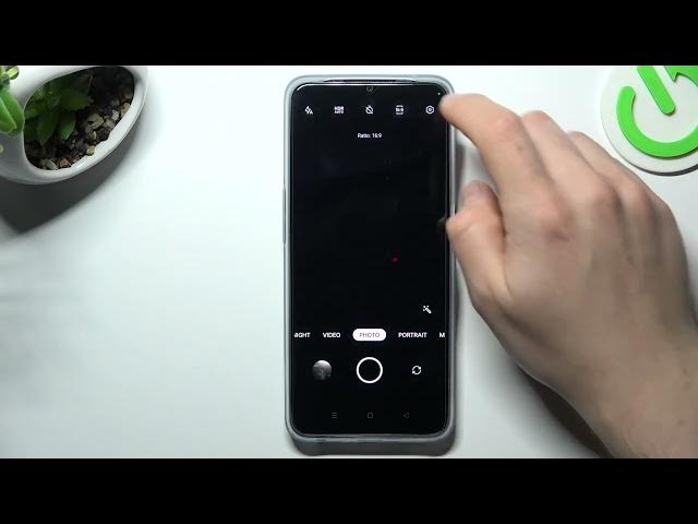 Video thumbnail for How to Change the Camera Aspect Ratio on OPPO A77s