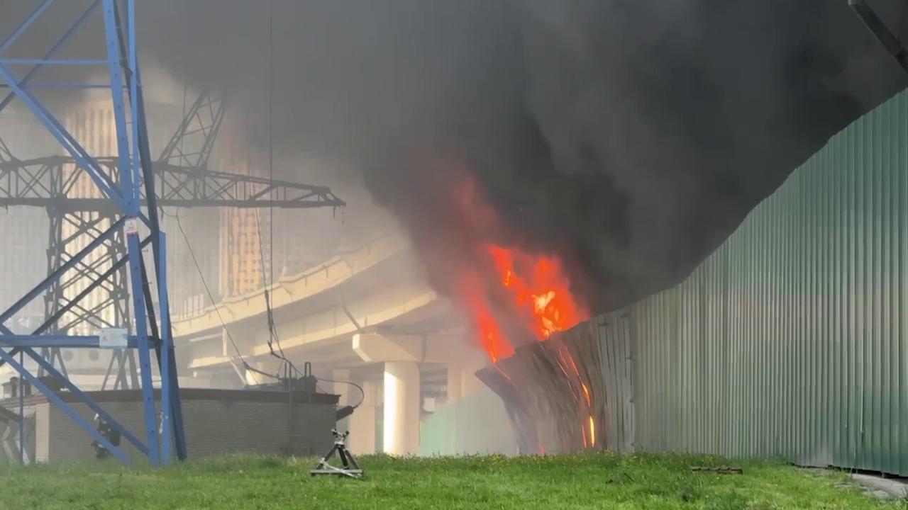 Video thumbnail for Russia: Fire in Moscow.