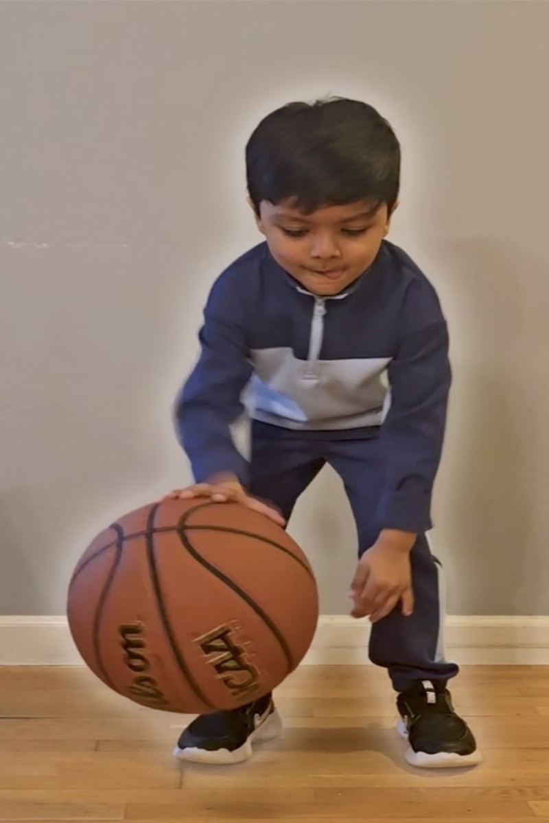 Video thumbnail for Most basketball bounces in one minute (Under 16s) - 268 by Zayan Ibrahim Mohamed Edrees