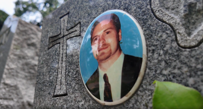 Video thumbnail for ‘The Rocking Firefighter’: Family, FDNY remember Brooklyn firefighter 25 years after 9/11