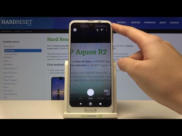 Video thumbnail for How to Change Photo Size on Sharp Aquos R2 - Set Up Photo Quality