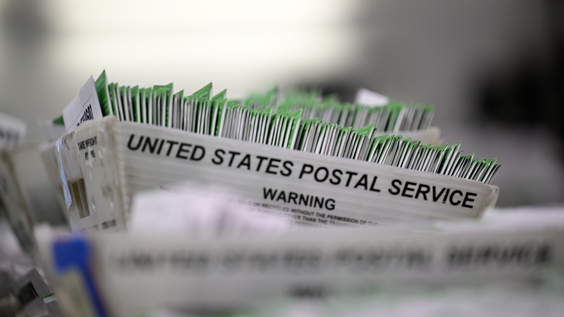 Video thumbnail for Trump’s mail voting order could leave states with different election rules