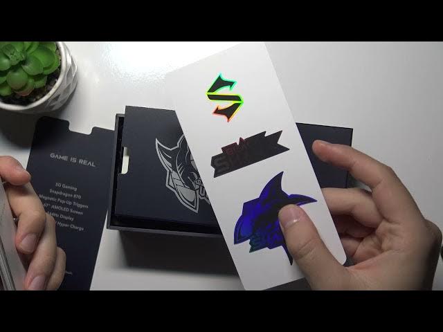 Video thumbnail for Does Xiaomi Black Shark 4 from European Distribution have a User Manual in the Box?