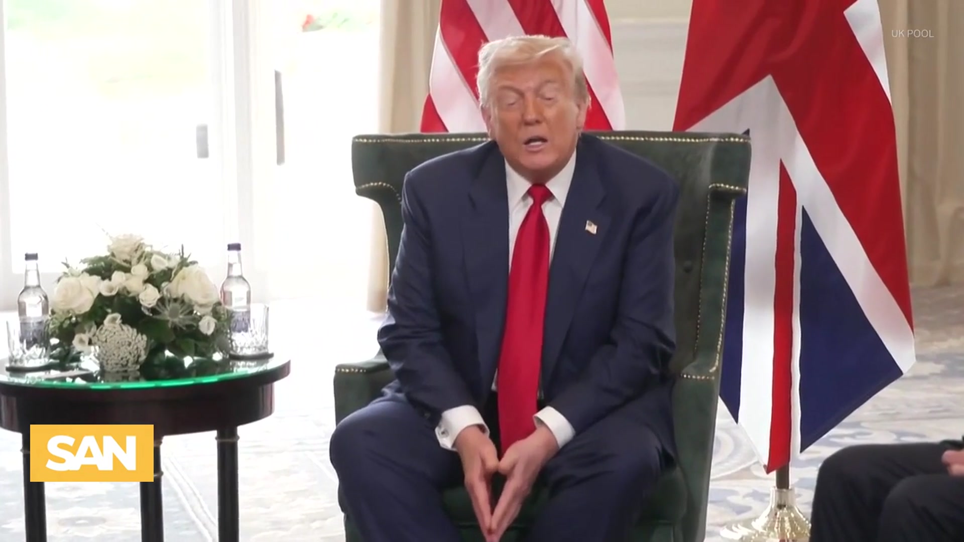 'Video thumbnail for Trump shortens Russia-Ukraine peace deadline'
