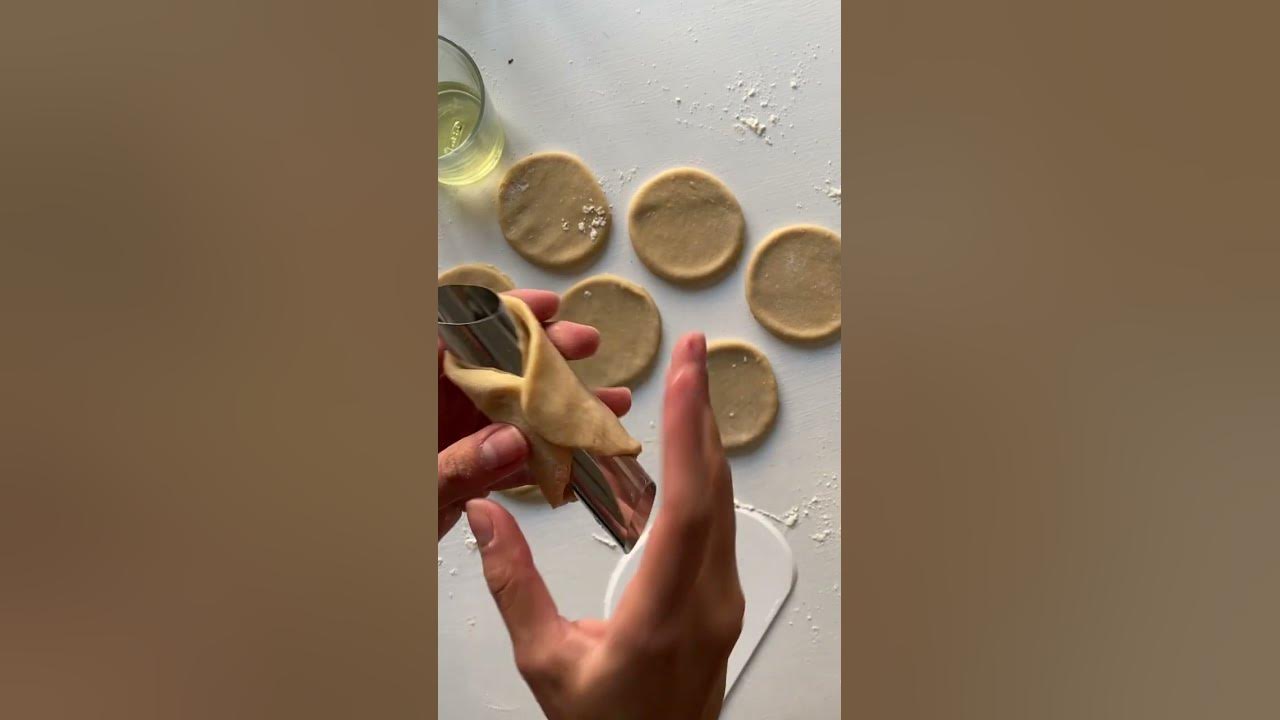 Video thumbnail for Cannoli receta Horno Mx #shorts #postre #receta #cannoli #italiano