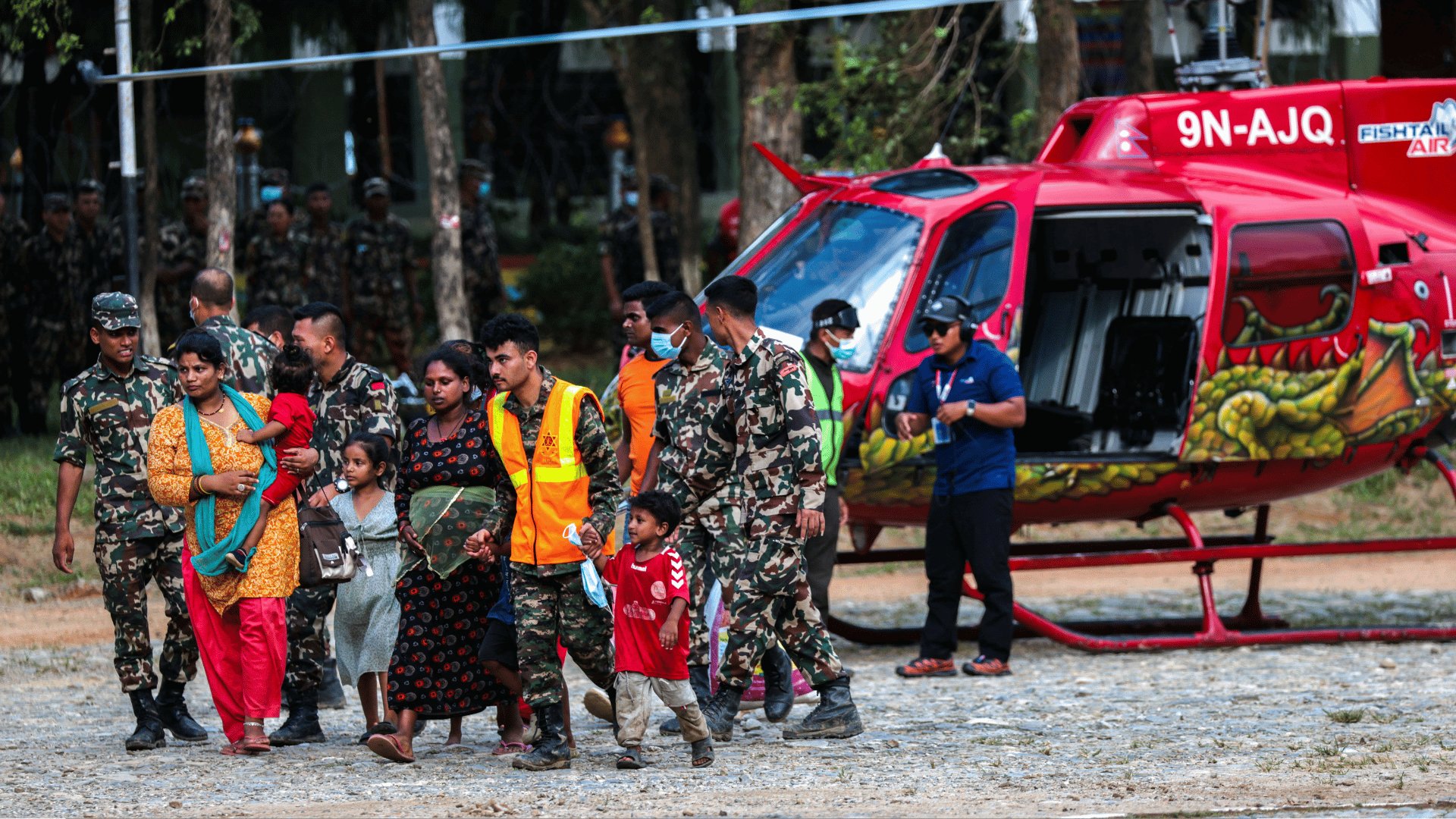 Video thumbnail for In Dhading, Nepal, families sift through mud for what remains