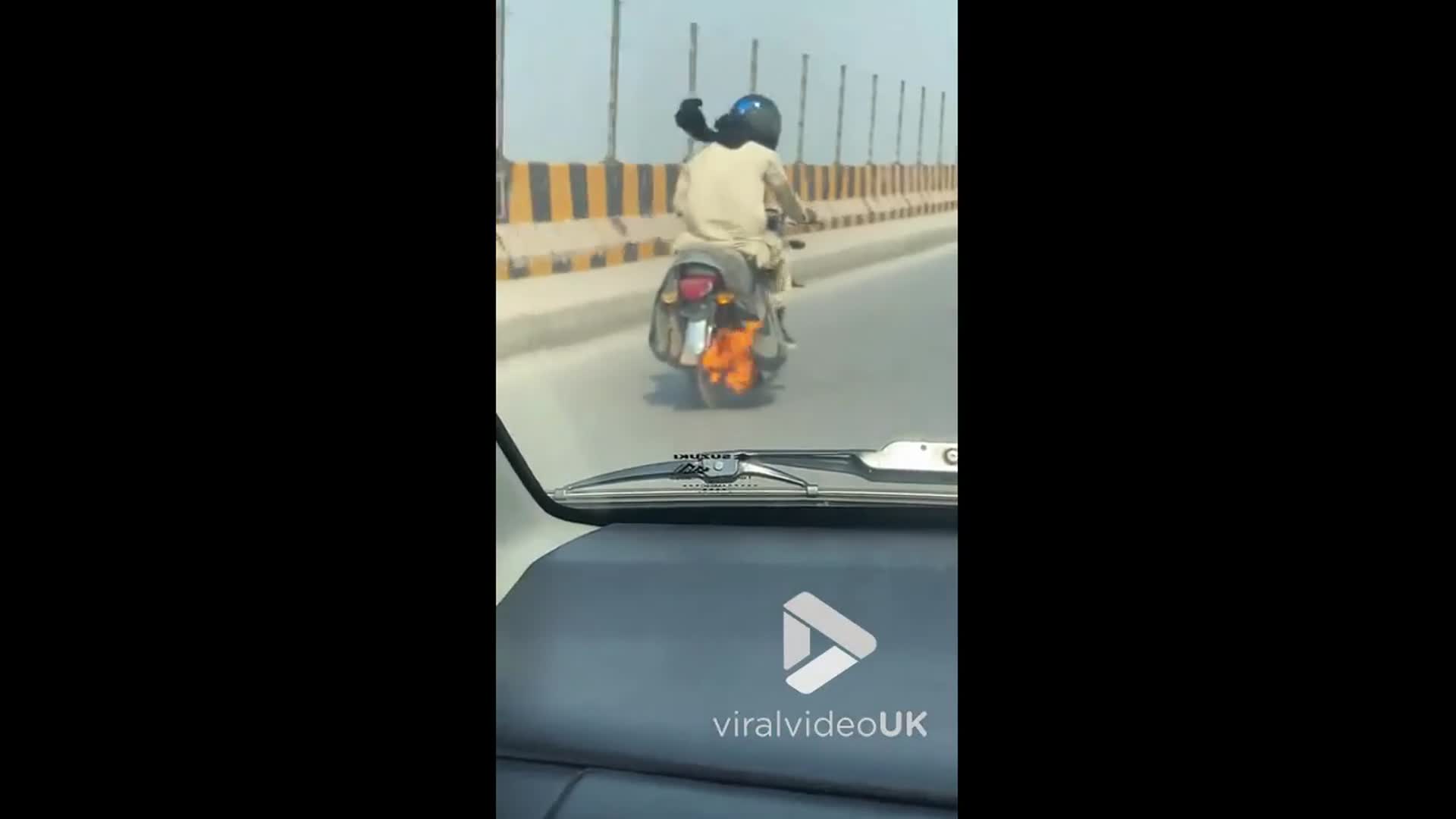 'Video thumbnail for VV5039 Scooter bursts into flames on busy highway'