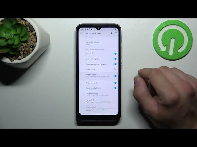 Video thumbnail for How to Manage Touch Vibrations on MOTOROLA Defy