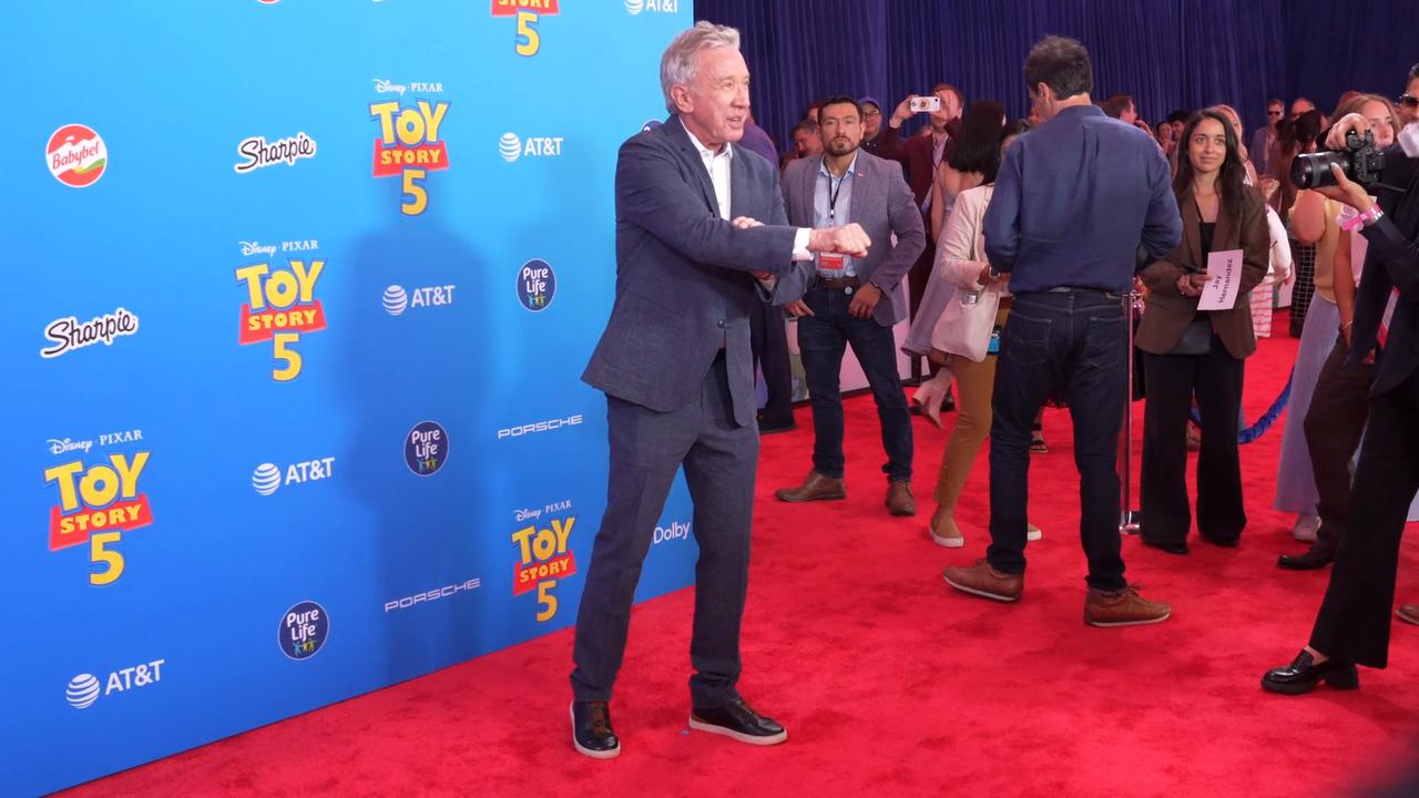 Video thumbnail for CA: Disney and Pixar's TOY STORY 5 Los Angeles Premiere - Arrivals 10.