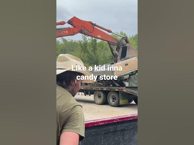 Video thumbnail for Love it when the grabber is running!