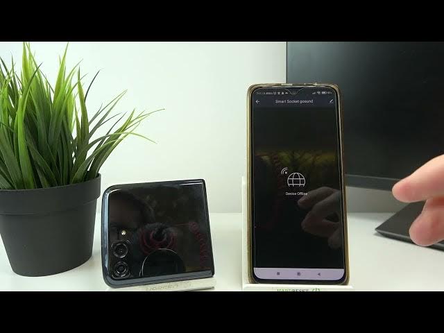 Video thumbnail for Motorola RAZR 2022 - Charger Performance Test