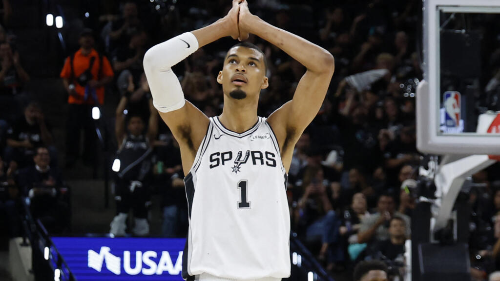 Video thumbnail for Wembanyama chases NBA dream ahead of Spurs-Nicks final