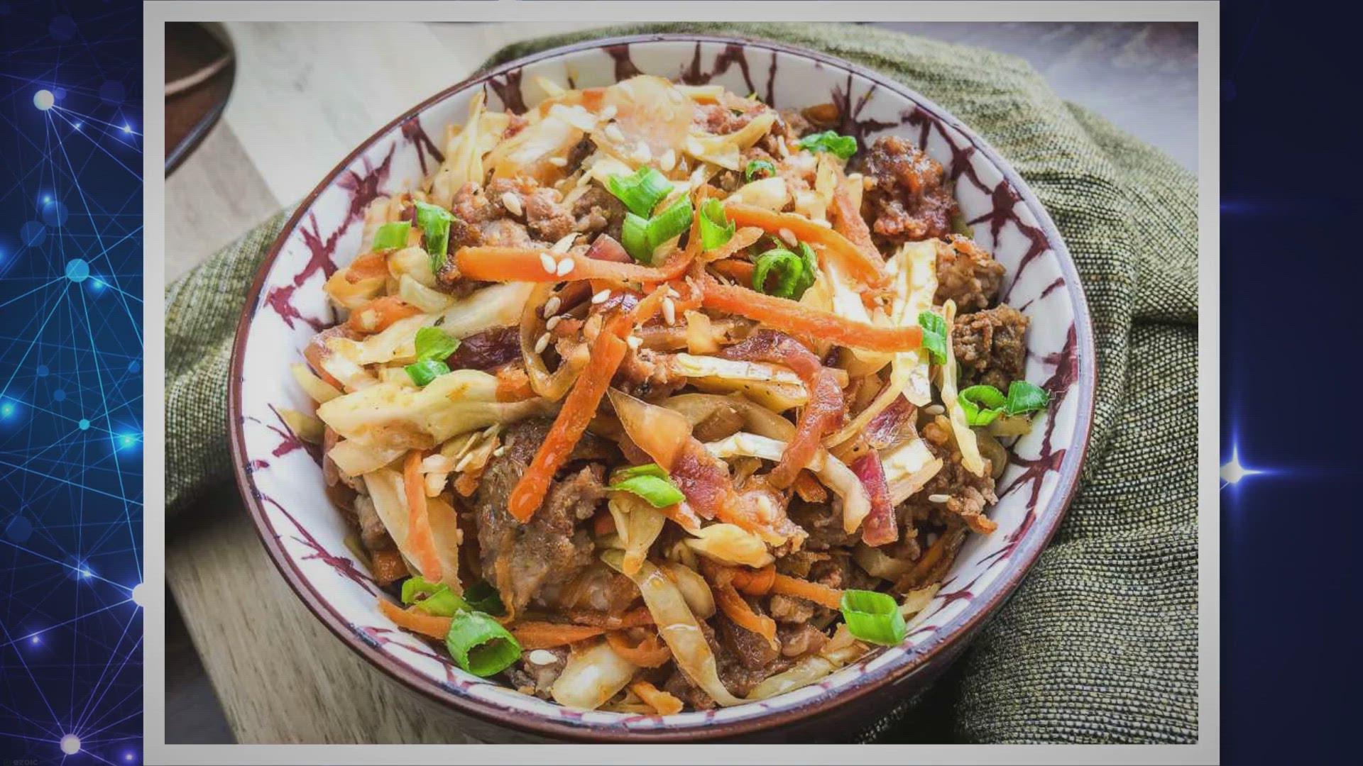 Video thumbnail for Chinese Food On Weight Watchers: Egg Roll In A Bowl • Sassy Cooking