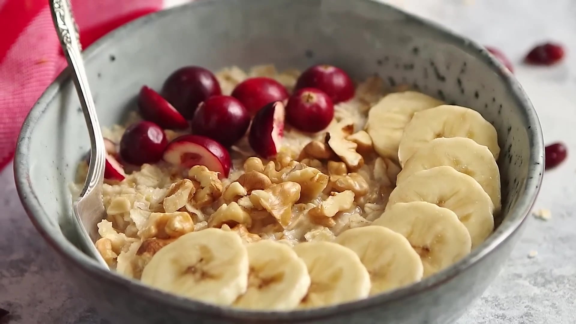 Video thumbnail for Never Order These Brunch Foods, According To Chefs