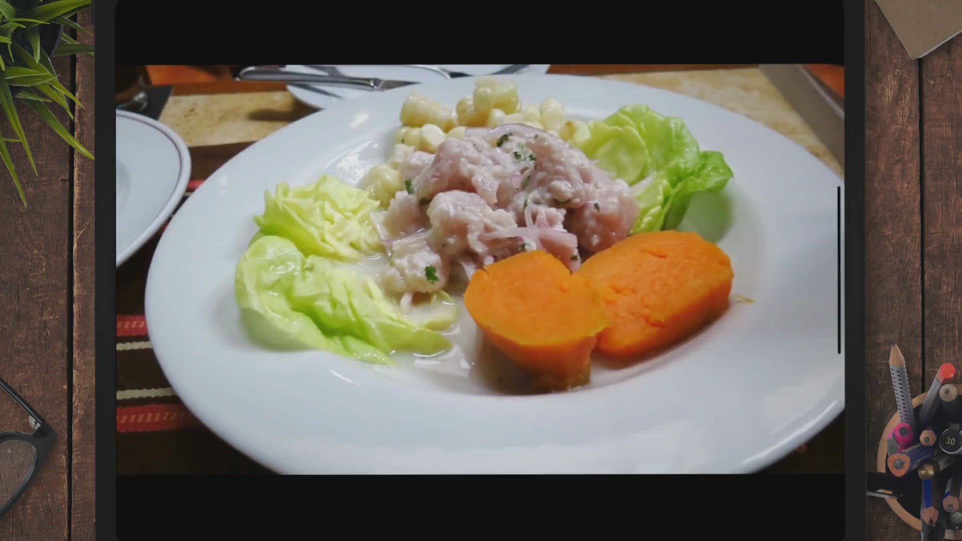 Video thumbnail for Top Fast Food Brands in Pakistan: Top 12 Delicious Brands