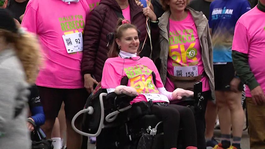 Video thumbnail for Hundreds of people show up for Plainview rally in support of woman with paralysis