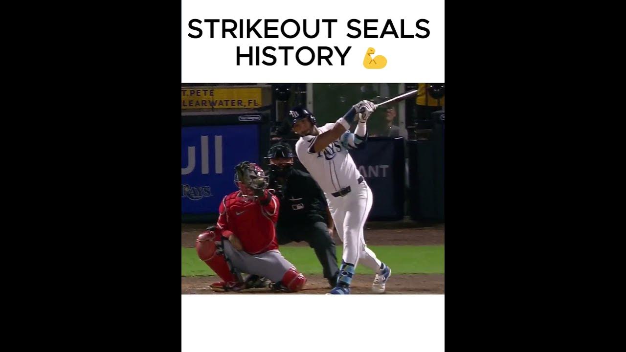 Video thumbnail for Kenley Jansen Hits 450 Saves! 😱🔥