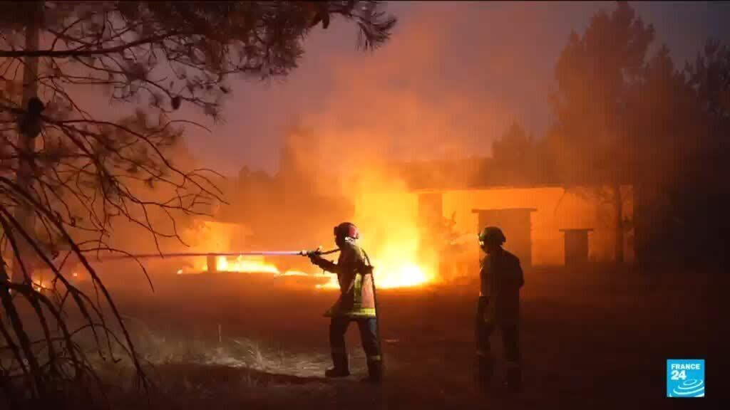 Video thumbnail for French firefighters work tirelessly to stop blaze from spreading