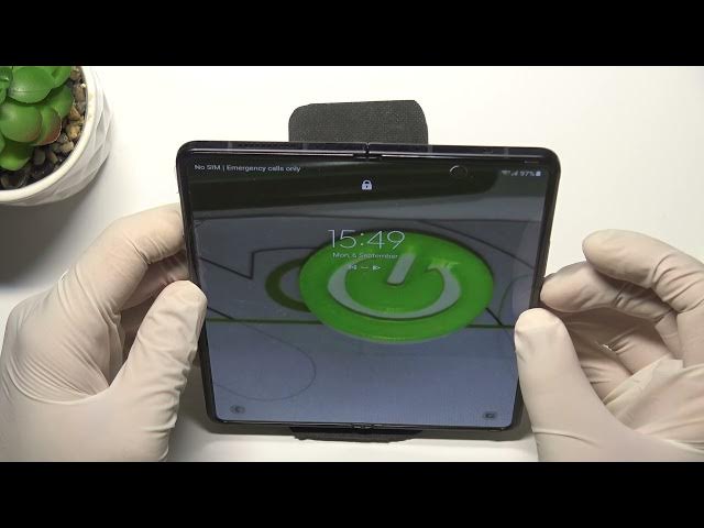 Video thumbnail for Face Unlock Test on Samsung Galaxy Z Fold 3 5G – How Fast it Works