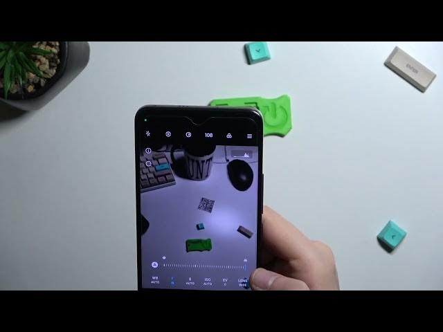 Video thumbnail for Xiaomi 12 Lite - Camera Pro Mode Preview