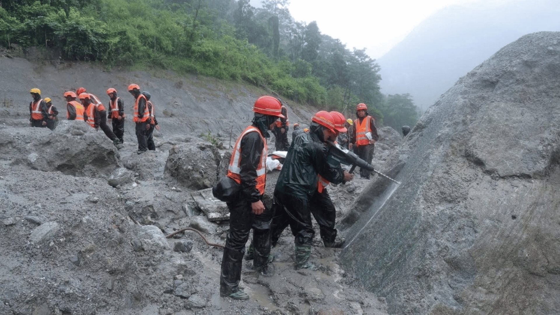 Video thumbnail for Nepal floods: 3,000 missing as rescuers race against time