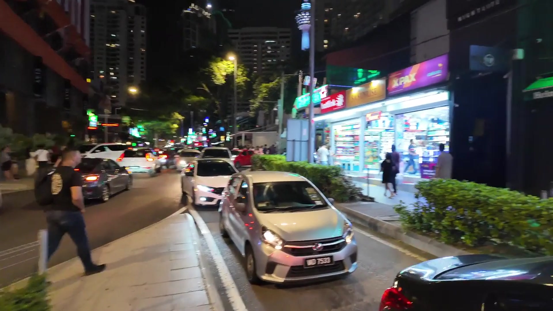 'Video thumbnail for Kuala Lumpur Nightlife: Jalan Alor Food Street and Changkat 2024'