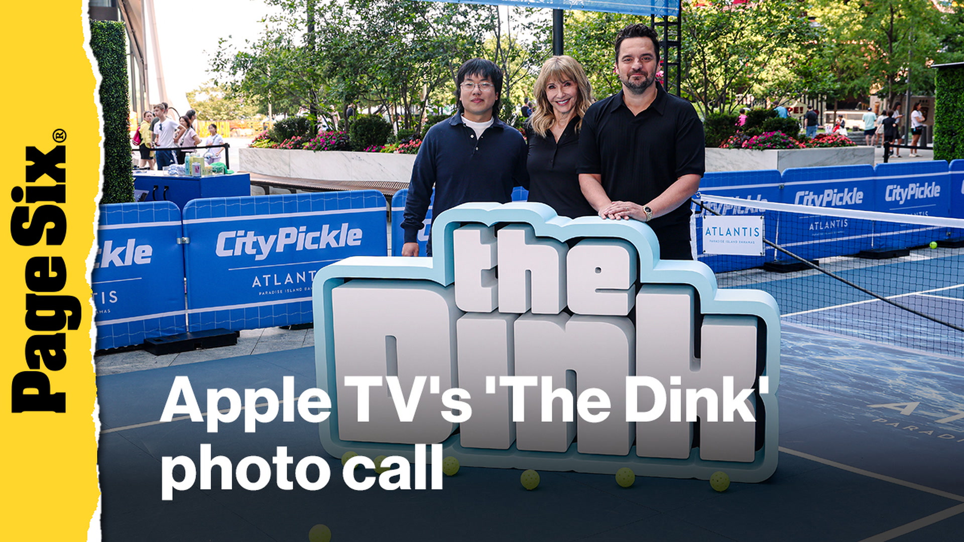 Video thumbnail for Aaron Chen, Mary Steenburgen, Jake Johnson pose at Apple TV's 'The Dink' photo call
