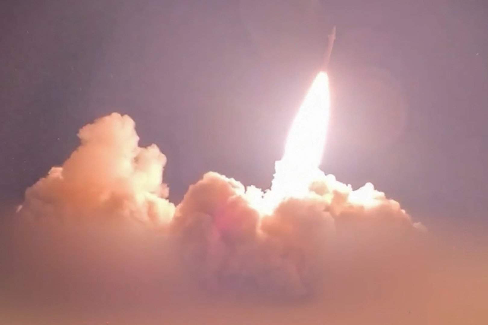 Video thumbnail for Iran attacks middle east region: IRGC says it has targeted US military assets