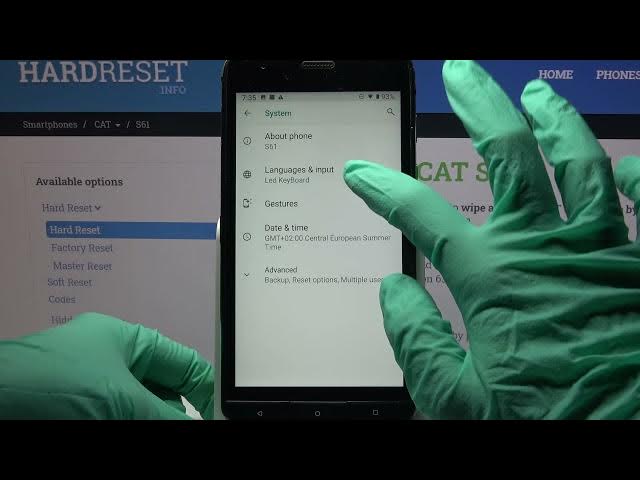 Video thumbnail for How to Turn On / Off Auto Correction in CAT S61?