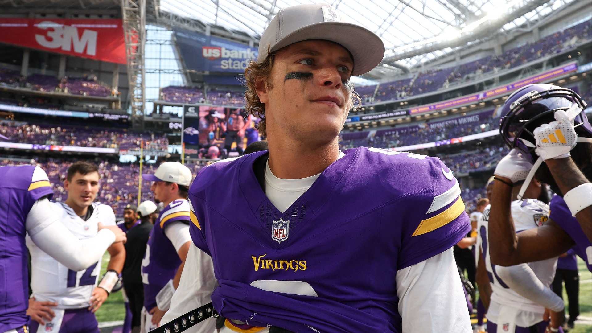Video thumbnail for Several Teams Keep 4 Quarterbacks: Strategy Shift?
