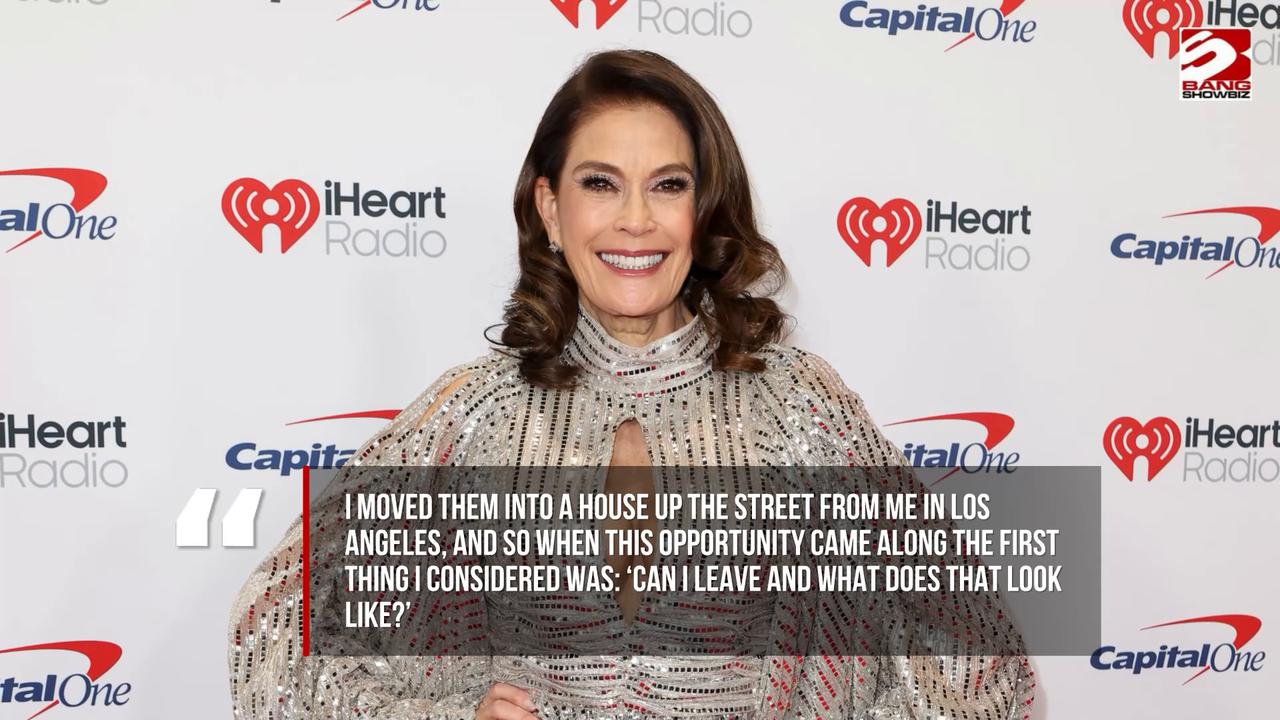 Video thumbnail for Teri Hatcher's parents made her think twice about London musical gig