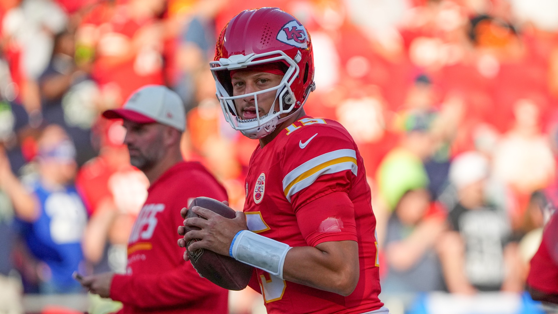 Video thumbnail for Chiefs vs. Broncos: Mahomes' Recovery & Game Predictions