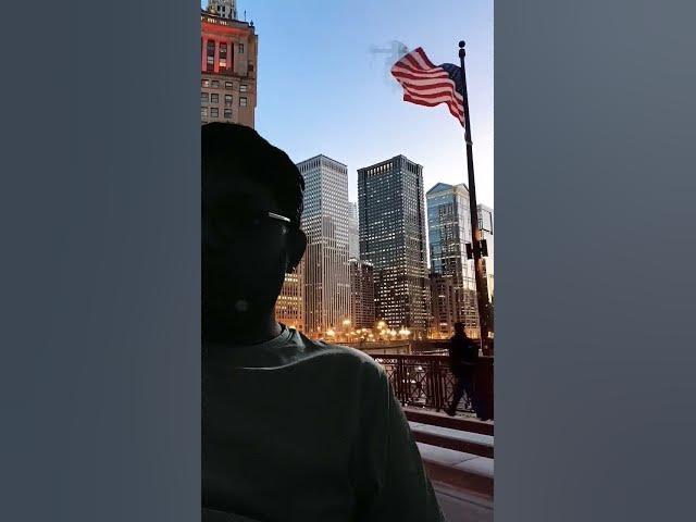 Video thumbnail for travel downtownchicago christmas chicago winter snow automobile beats music chicagotour